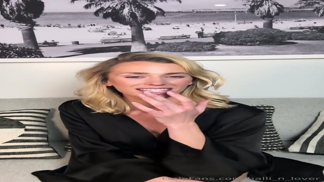 Blonde MILF Makes JOI | JOIShows.Com